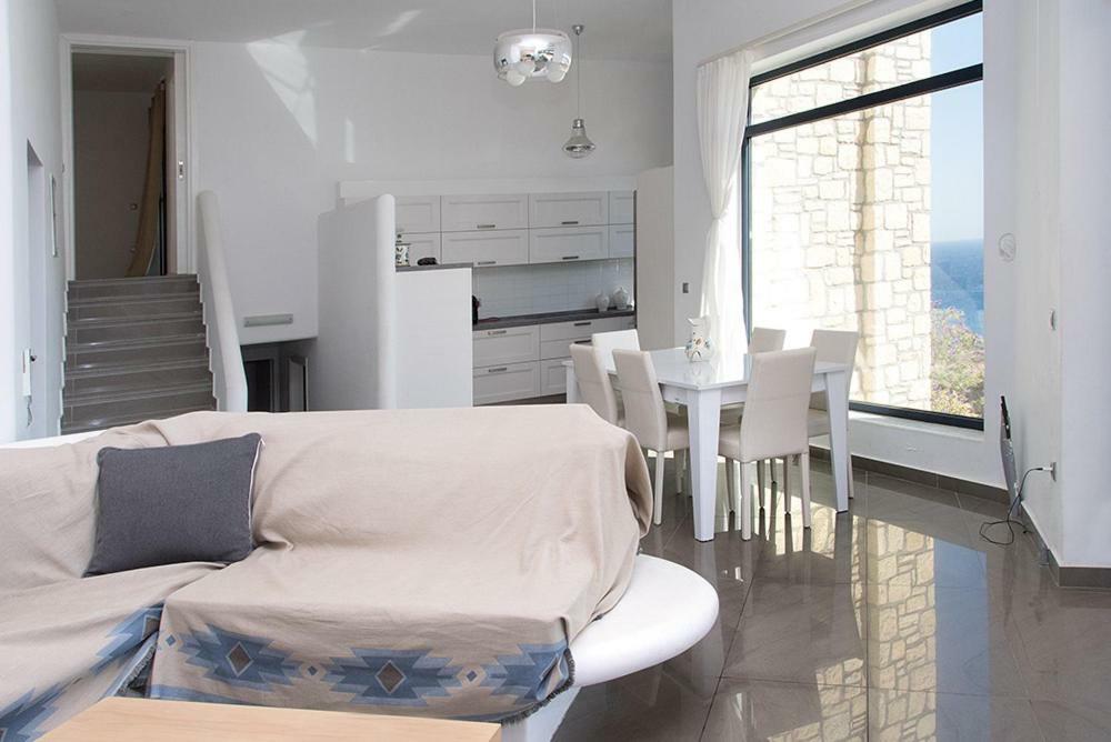 Evilia Luxury Villa Amoopi Esterno foto